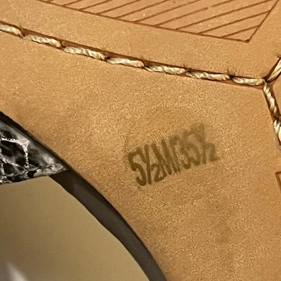 Vince Camuto Carlotte Tabby Grey/Toast Taupe Heels Size 5 1/2M - Picture 10 of 11